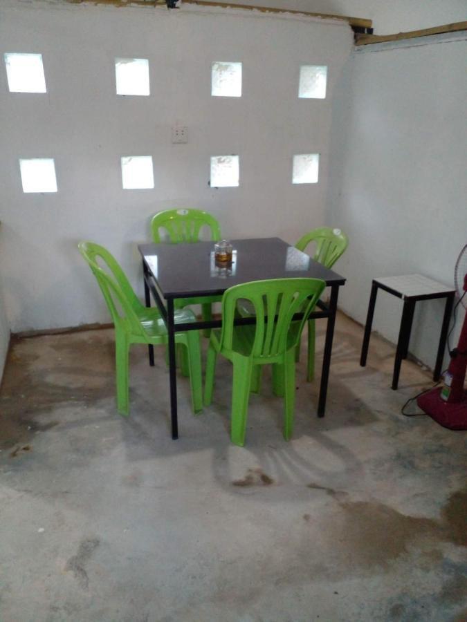 The Plantation Hostel กำปอต ภายนอก รูปภาพ